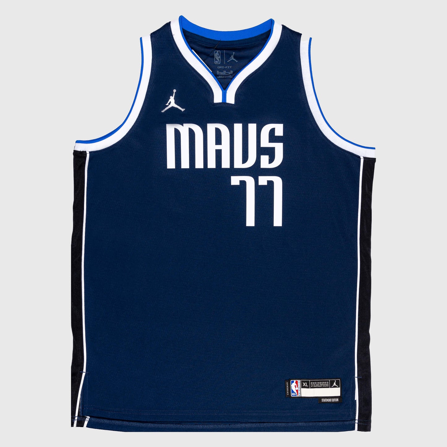 Detský basketbalový dres Jordan Boys Statement Swingman Jersey - NBA Player - 8-20Y - Dallas Mavericks Luka Dončić tmavomodrý