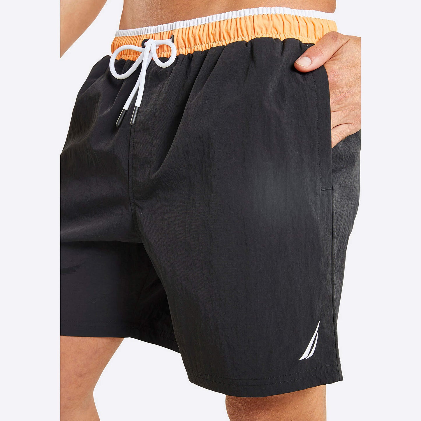 Plavecké šortky Nautica Arian 6” Swim Short čierne