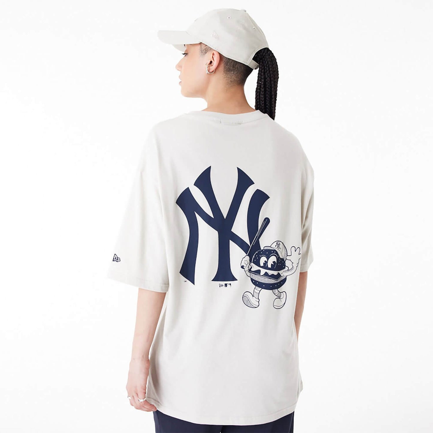 NEW ERA New York Yankees MLB Food Graphic Stone Oversized T-Shirt Cream