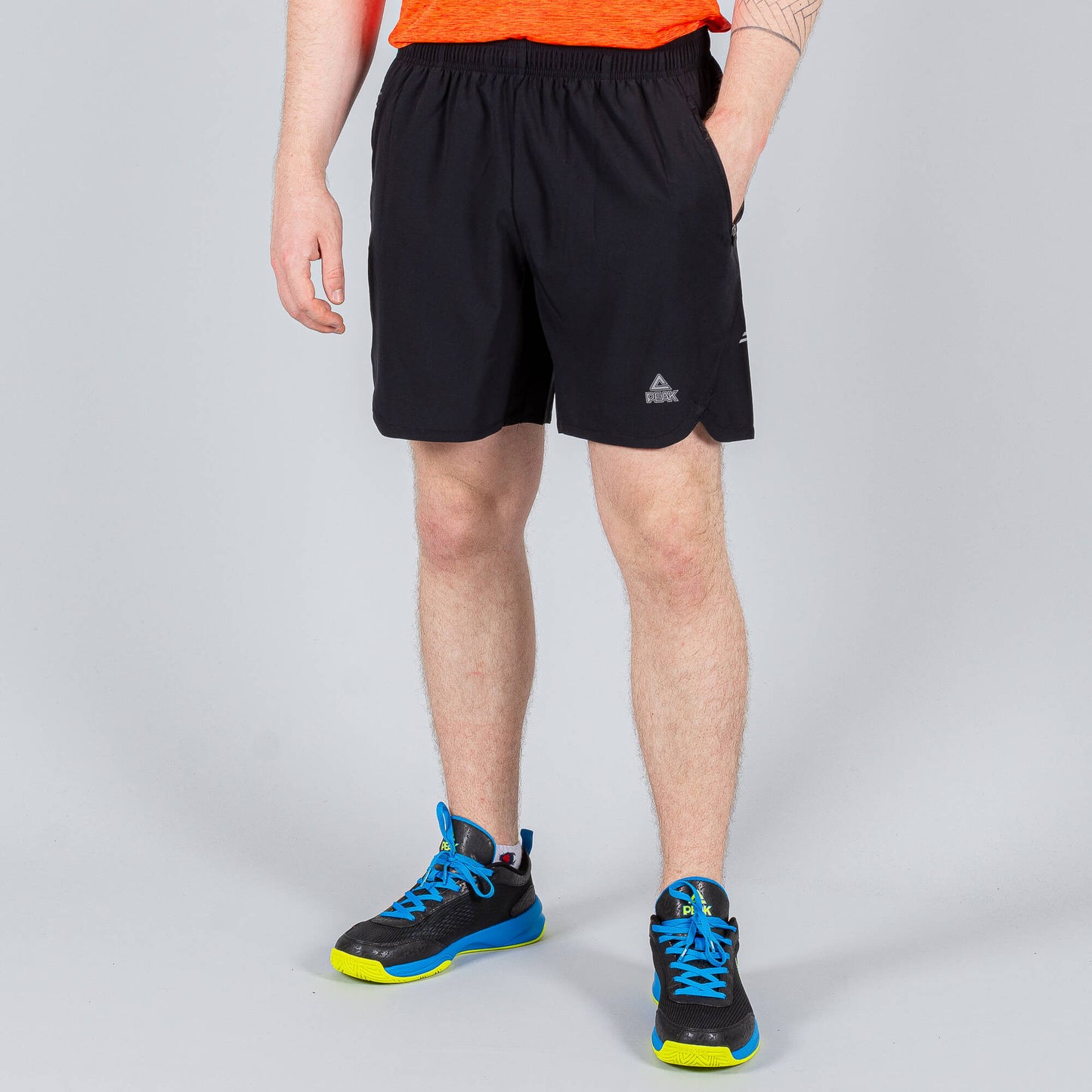 Bežecké šortky Peak Running Series Woven Shorts čierne