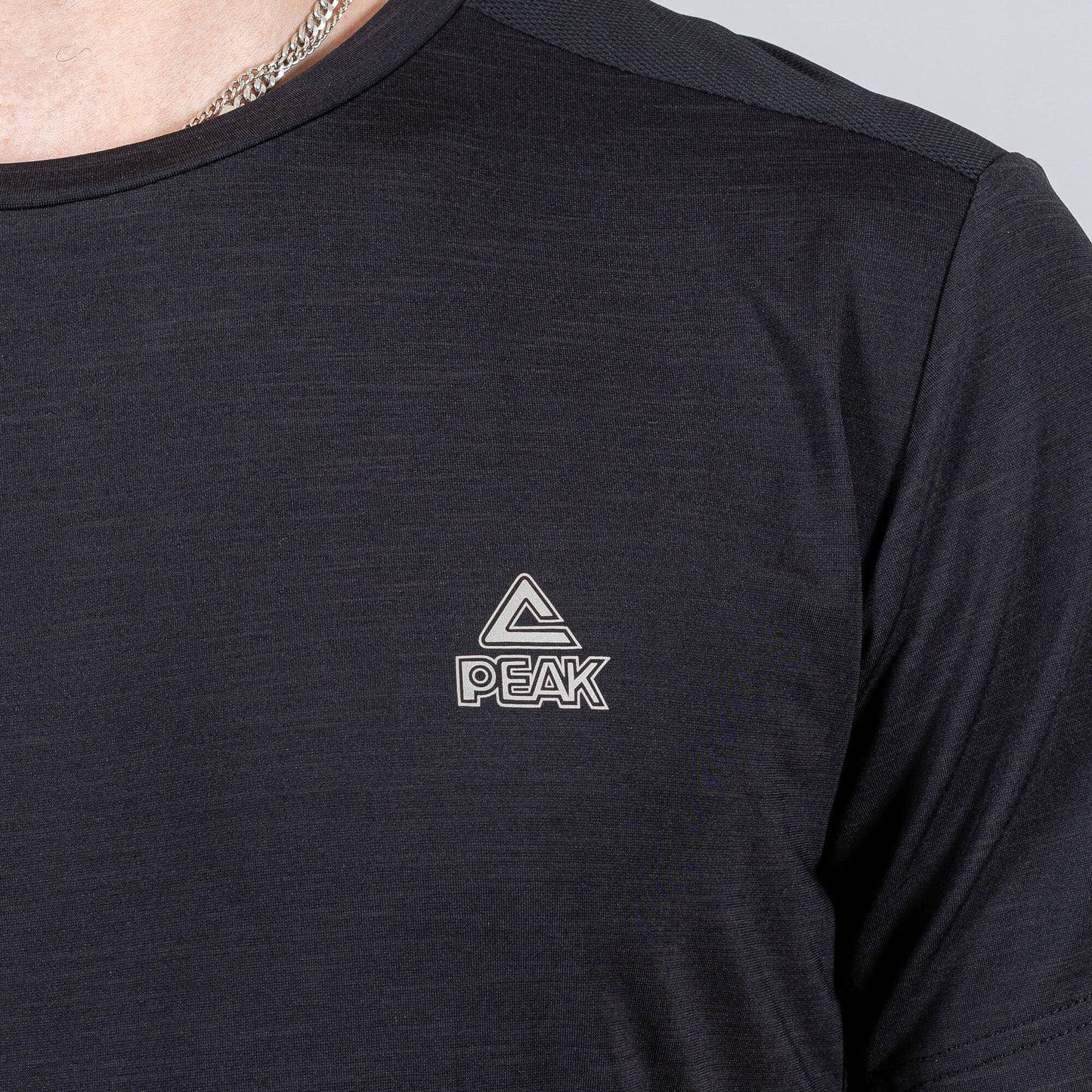 Peak Running Series Knitted T-Shirt Black