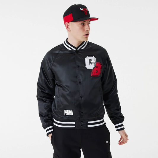 Bunda bomber New Era Chicago Bulls NBA Black Satin Bomber Jacket čierna