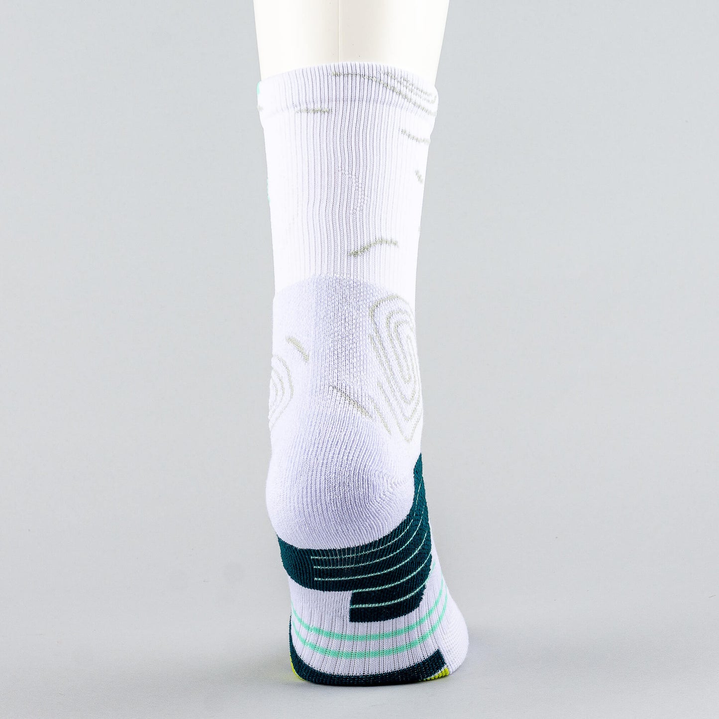 Peak Big Triangle 3 Basketball Socks White