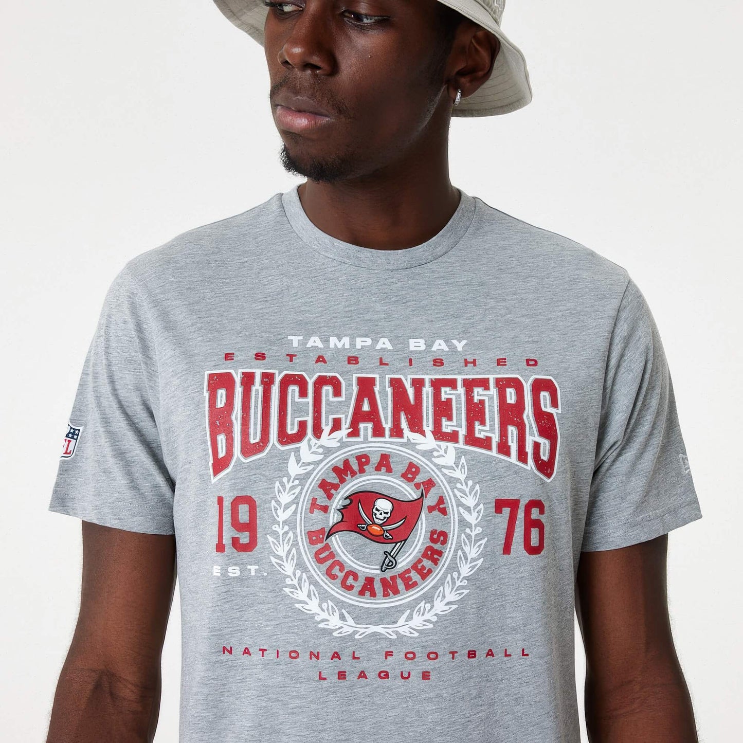 NEW ERA NFL Team Graphic Tampa Bay Buccaneers Grey T-Shirt