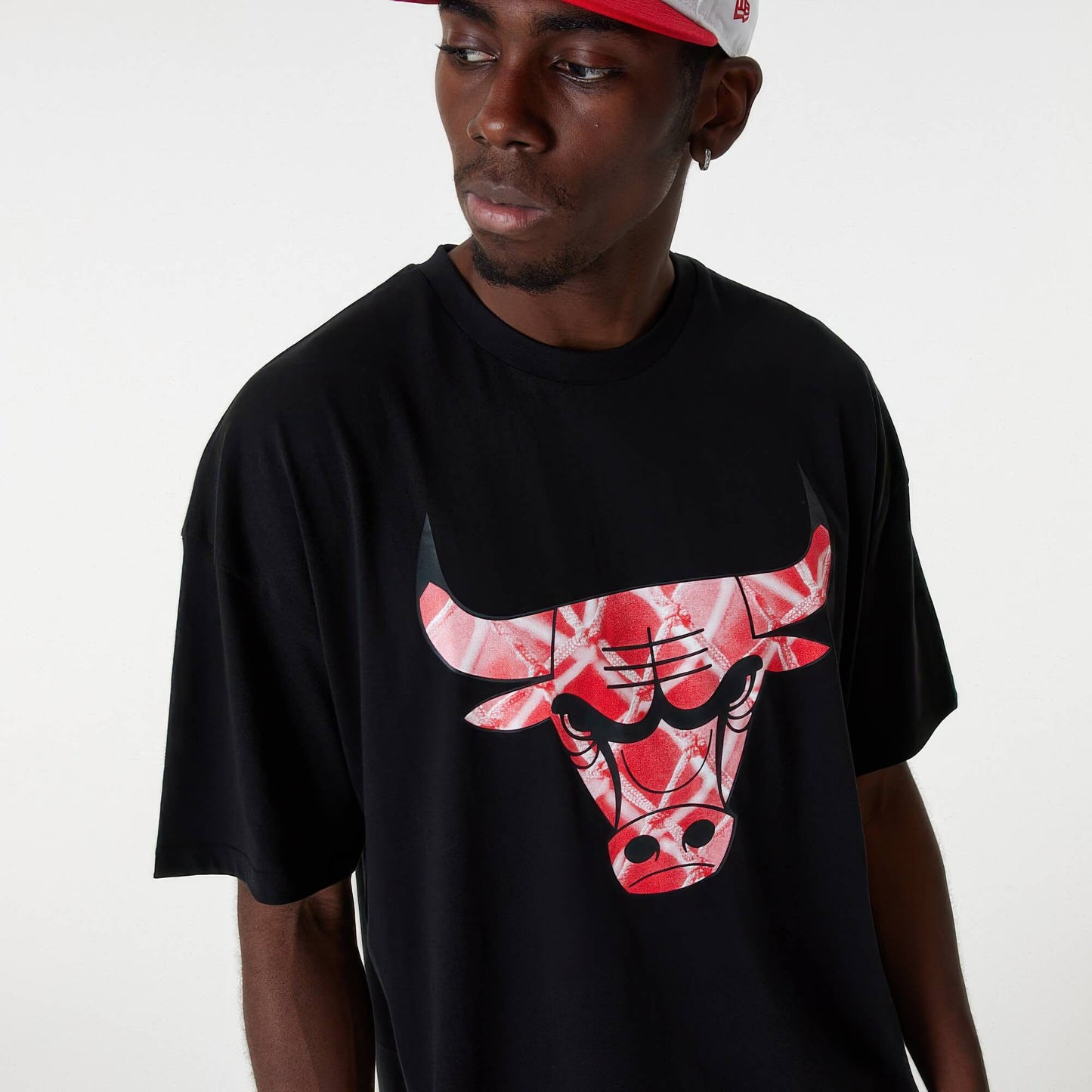 NEW ERA Chicago Bulls NBA Infill Logo Black Oversized T-Shirt