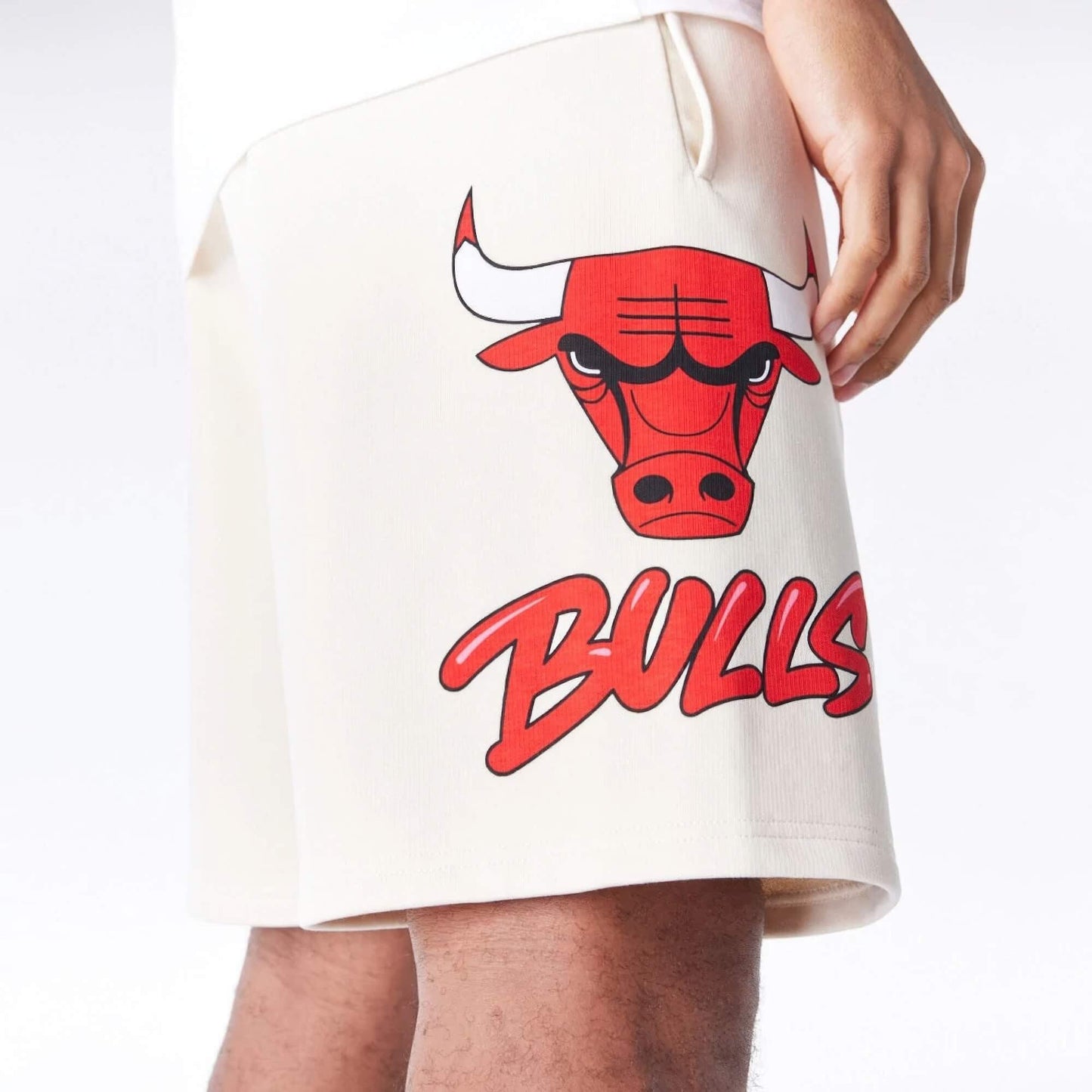 Kraťasy NEW ERA Chicago Bulls NBA Bubble Script Light Beige Shorts béžové