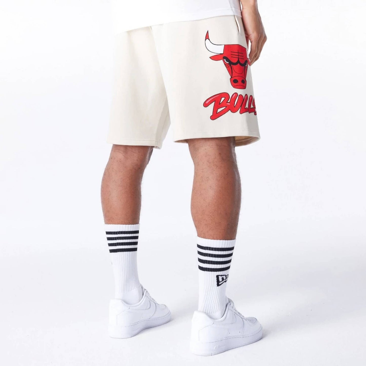 Kraťasy NEW ERA Chicago Bulls NBA Bubble Script Light Beige Shorts béžové