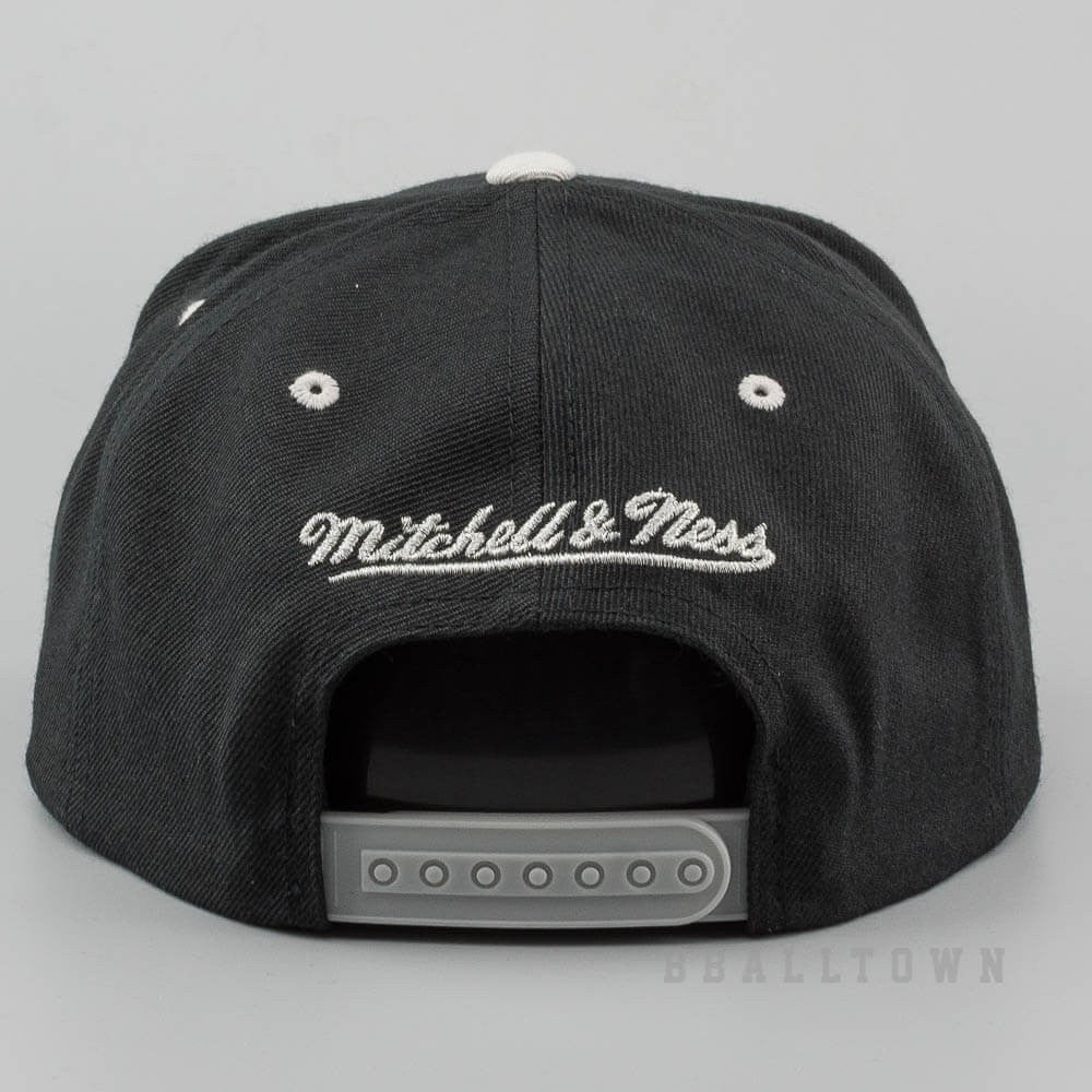 Mitchell & Ness Vintage Team Arch Snapback NHL - La Kings Black/Grey