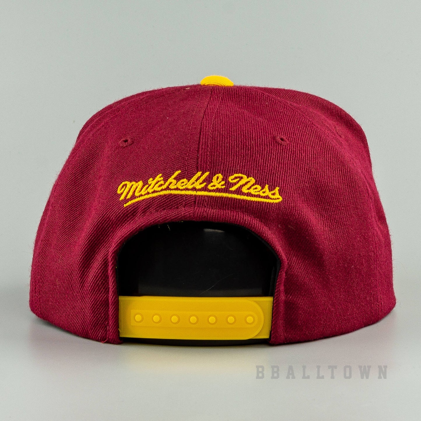 Mitchell & Ness Nba Satin Fused Snapback Cleveland Cavaliers Maroon