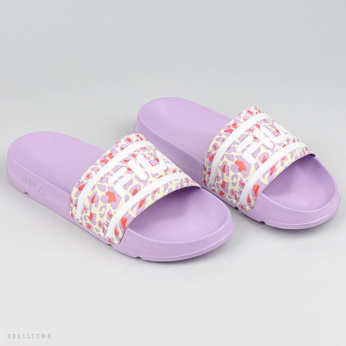 Dámske šľapky FILA MORROBAY SLIPPER QQ Wmn ORCHID PETAL LEOPARD