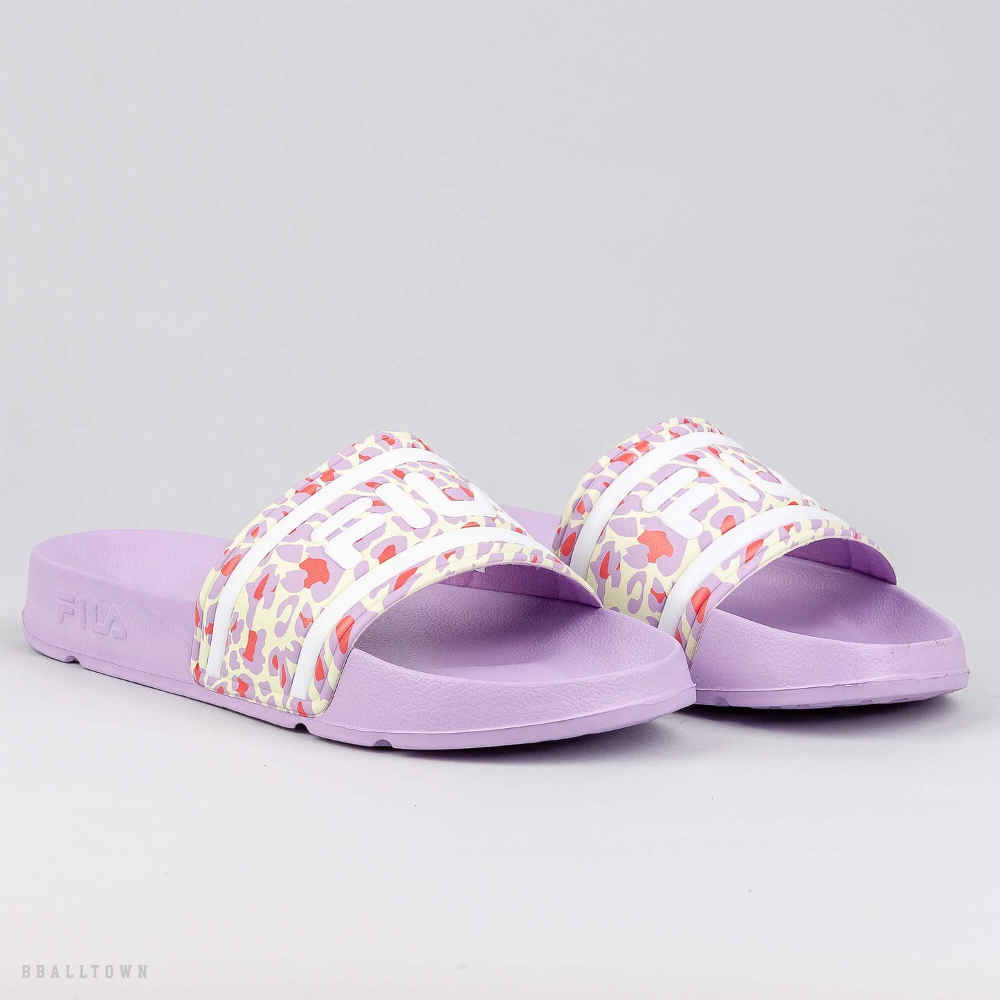 Dámske šľapky FILA MORROBAY SLIPPER QQ Wmn ORCHID PETAL LEOPARD