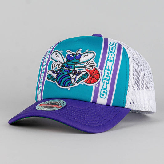 Mitchell & Ness NBA RETRO TRUCKER SNAPBACK HWC CHARLOTTE HORNETS TEAL