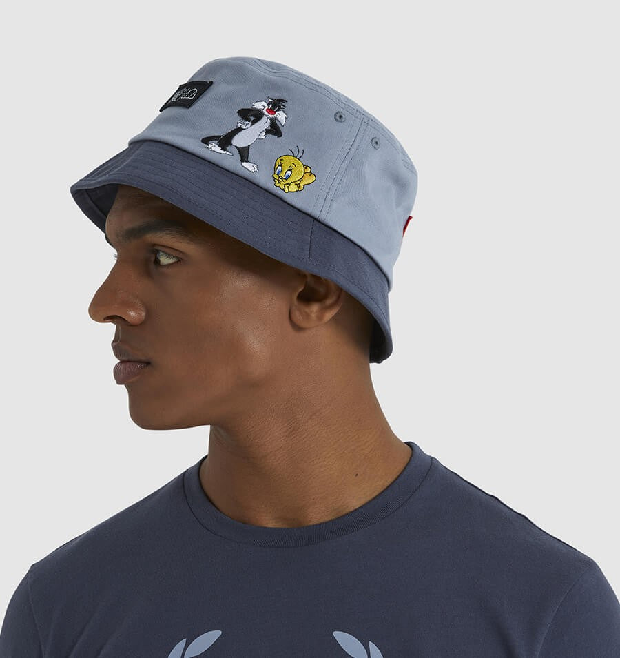 Ellesse x Looney Toons Collection Daffo Bucket Hat Grey