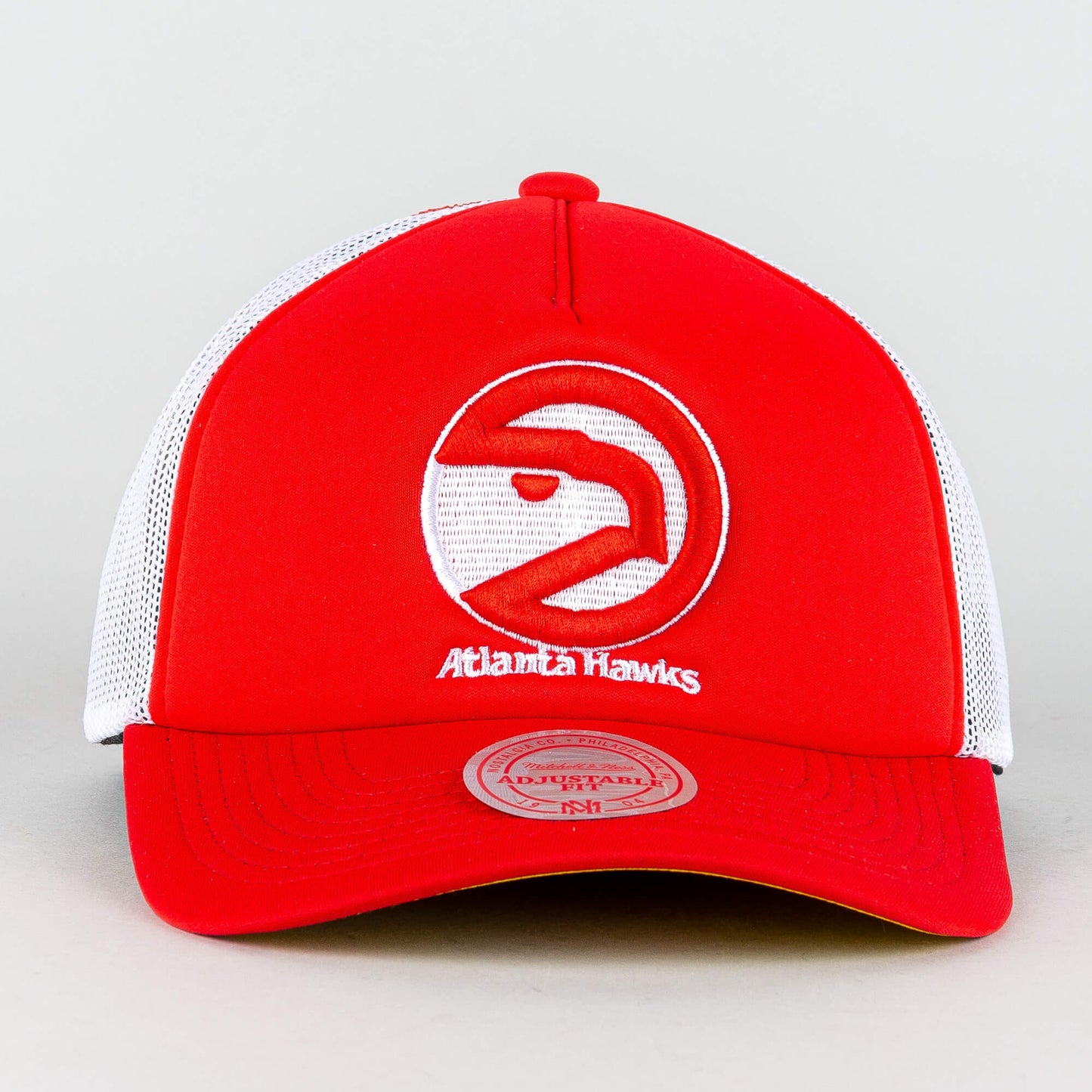 Mitchell & Ness OFF THE BACKBOARD TRUCKER HWC ATLANTA HAWKS Red / White