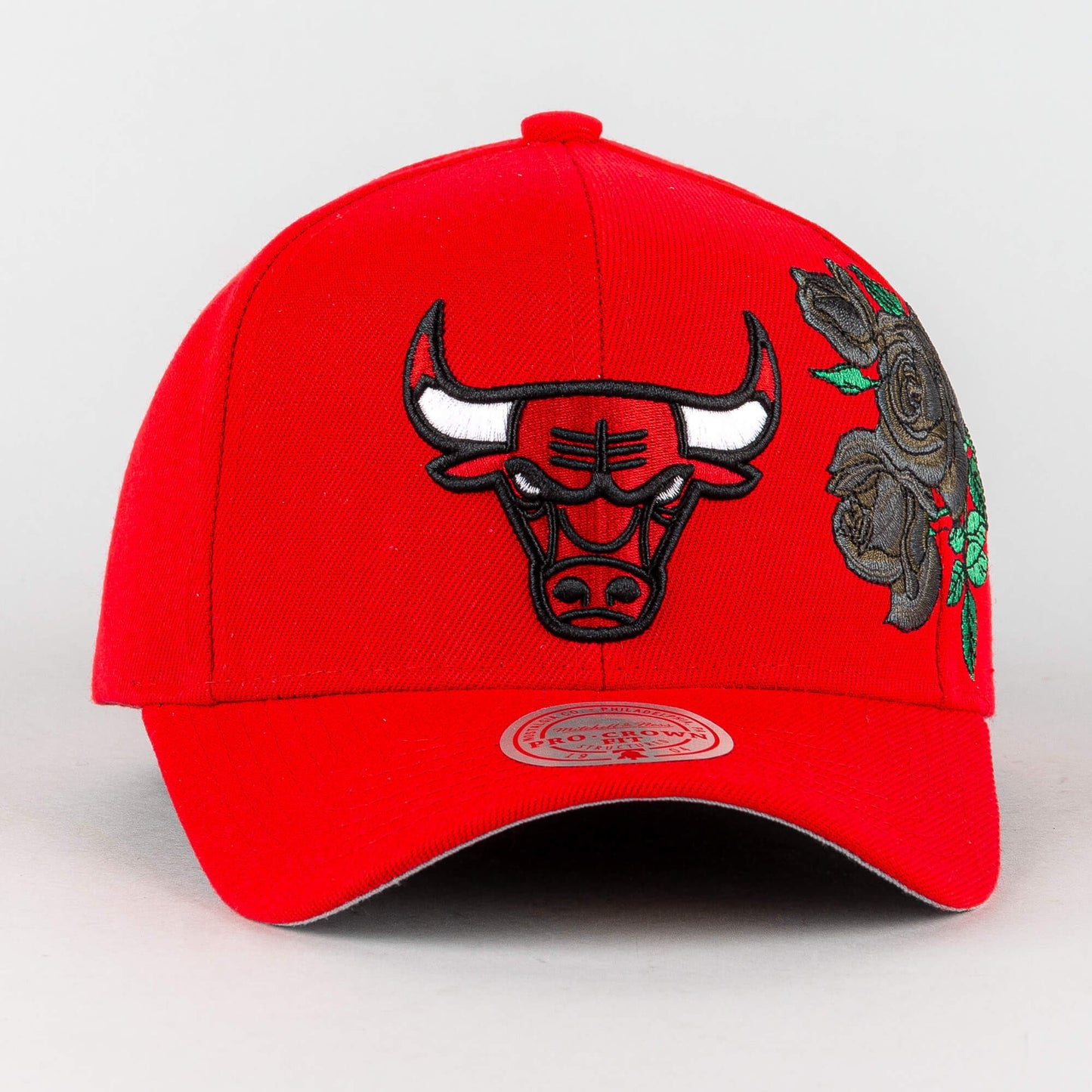 Mitchell & Ness SECONDARY ROSES PRO SNAPBACK CHICAGO BULLS Red