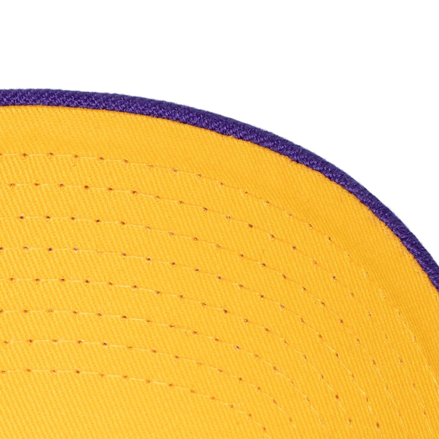 Mitchell & Ness CHAMP WRAP PRO SNAPBACK LOS ANGELES LAKERS Purple