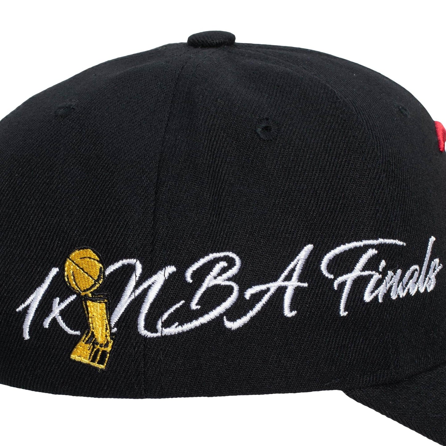 Mitchell & Ness CHAMP WRAP PRO SNAPBACK TORONTO RAPTORS Black