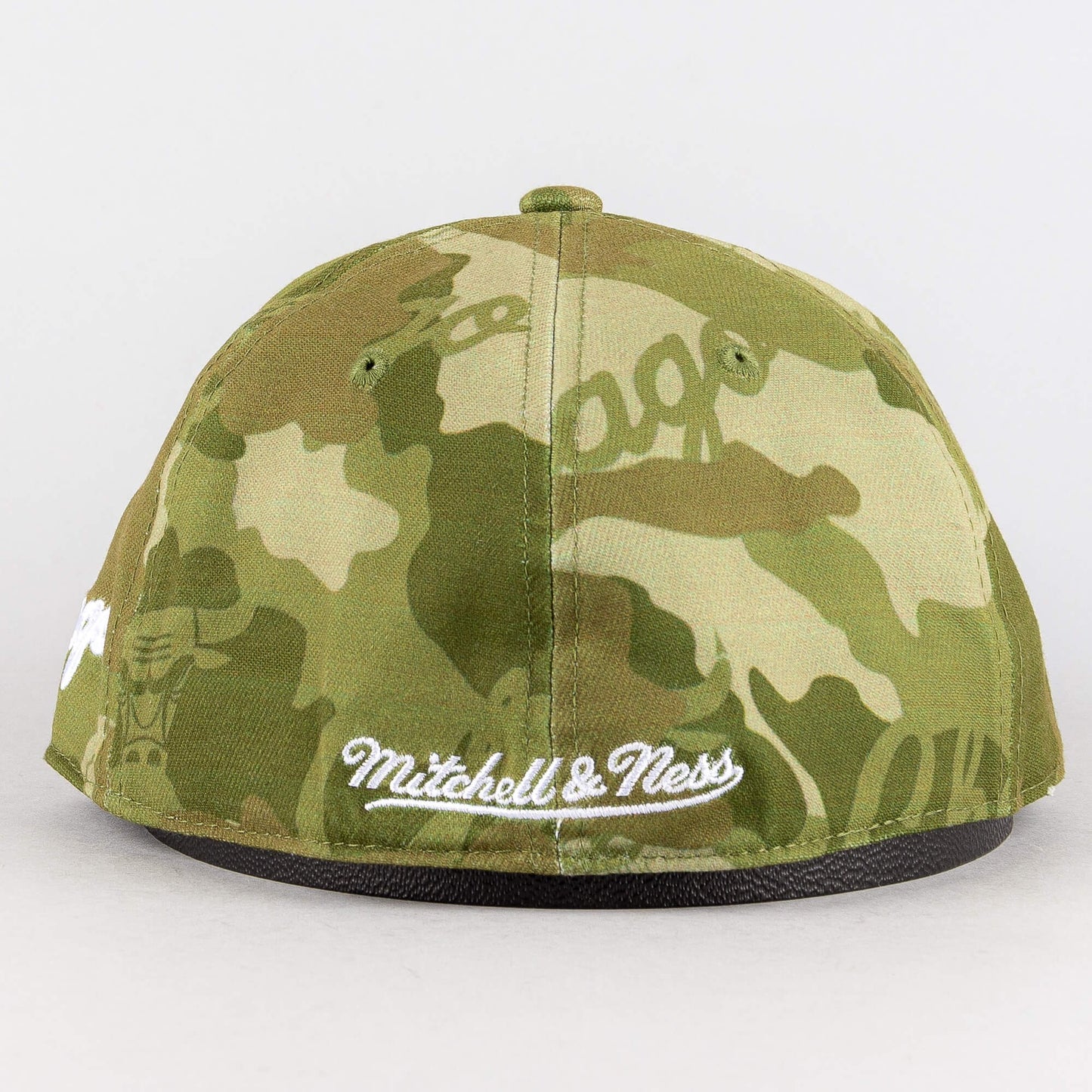 Mitchell & Ness Tonal Camo Stretch Fitted HWC Chicago Bulls Green