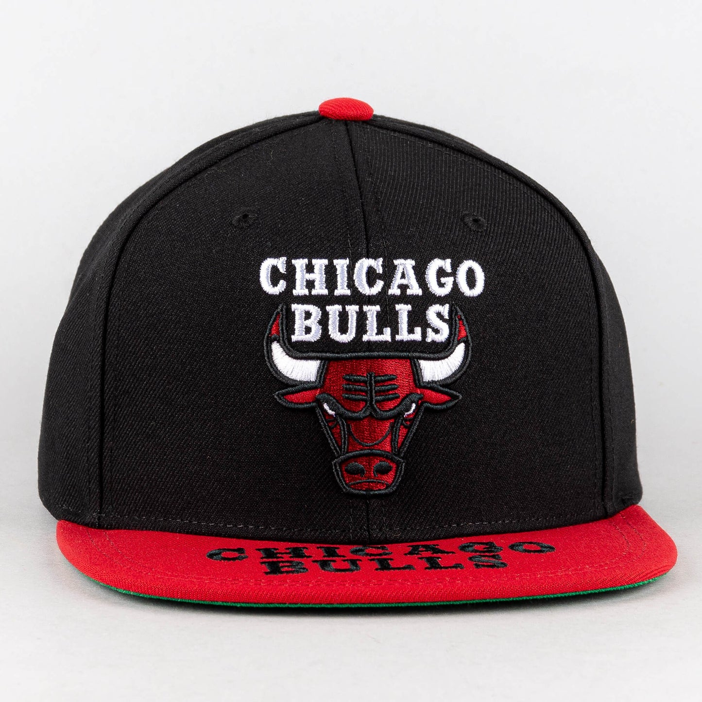 Mitchell & Ness Logo Bill Snapback Chicago Bulls Black / Red