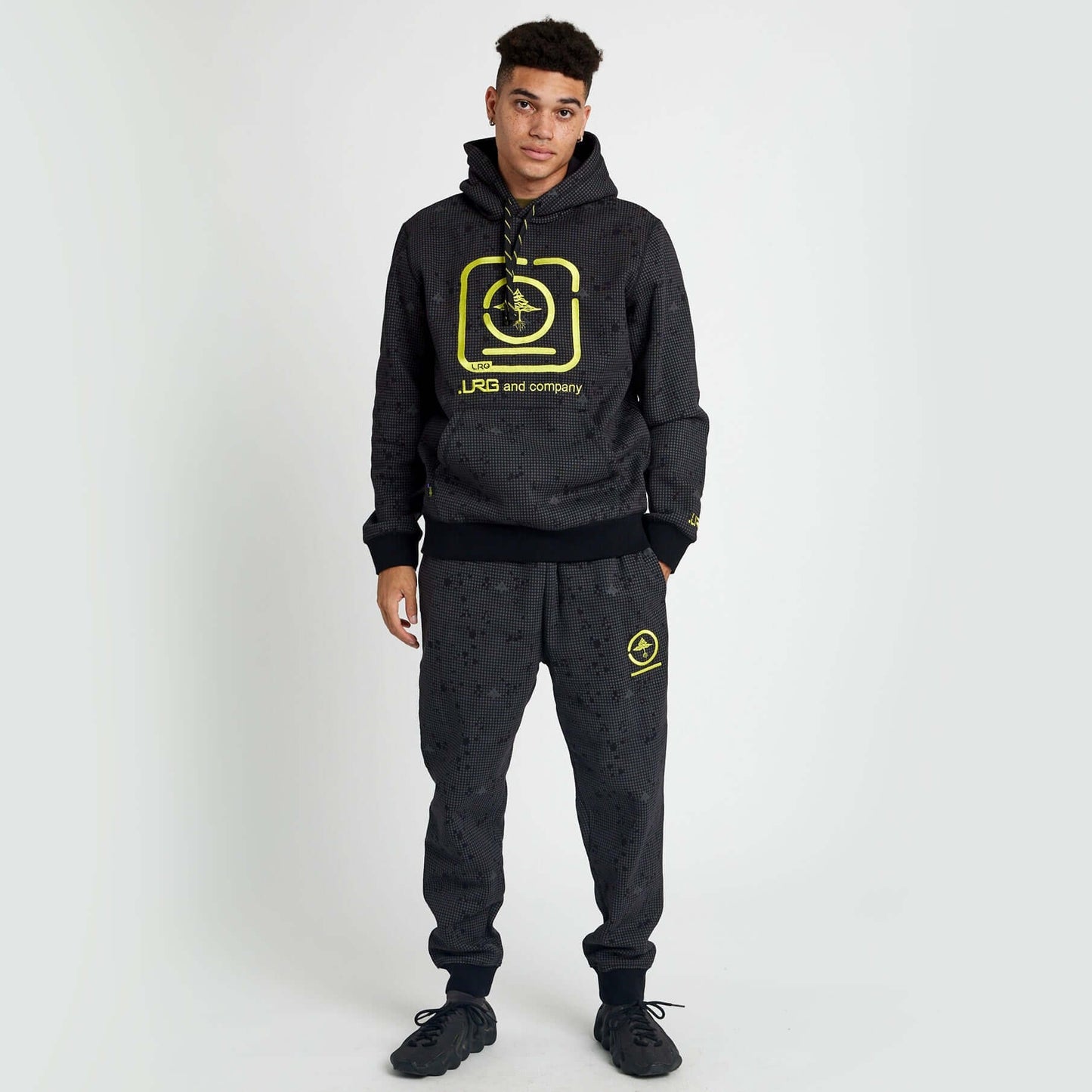 LRG EXPLORATION JOGGER SWEATPANTS BLACK