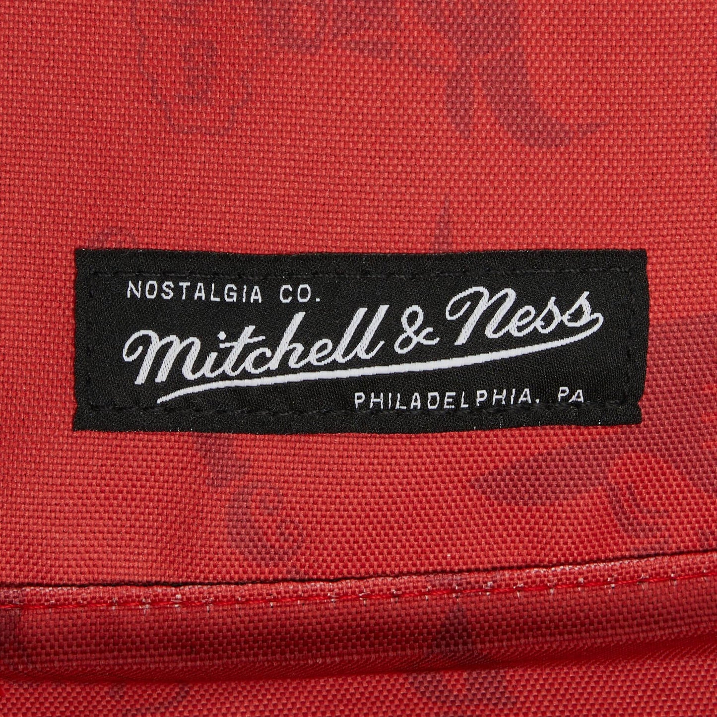 Batoh Mitchell & Ness NBA Team Logo Backpack Chicago Bulls červený