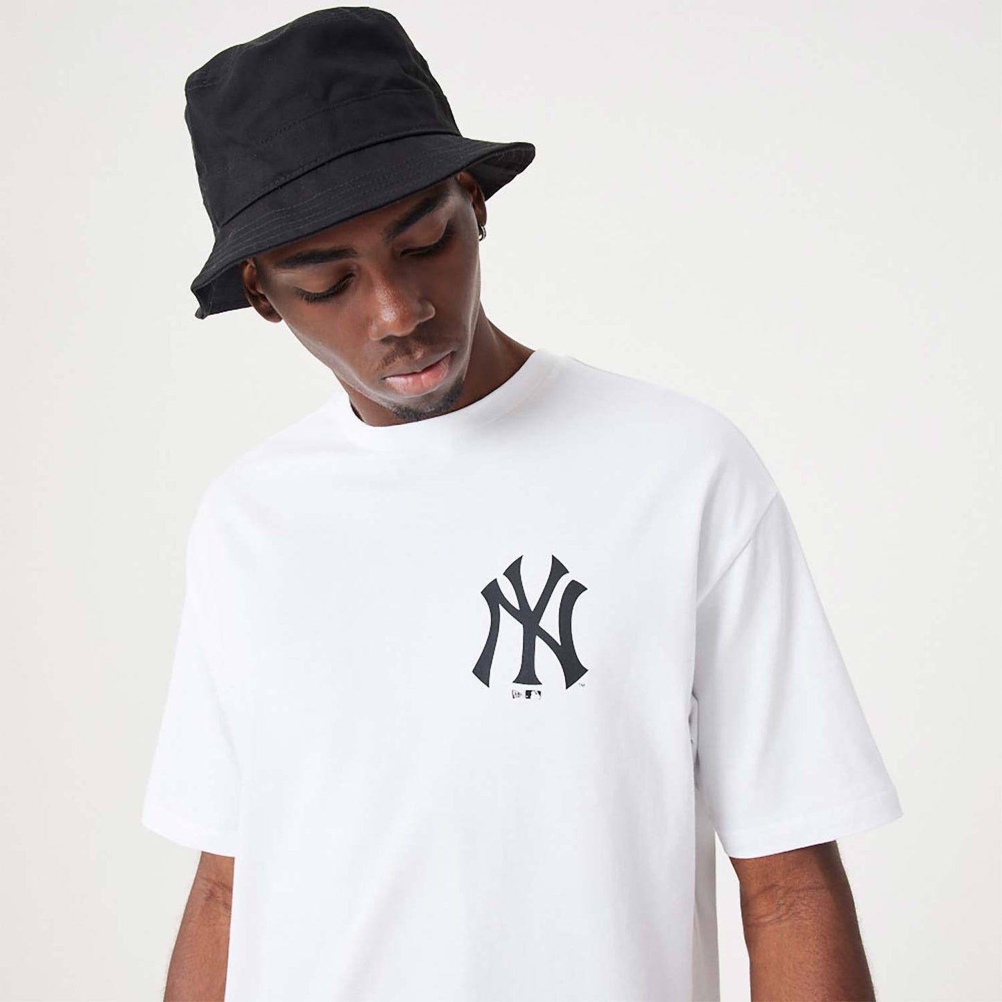 NEW ERA New York Yankees MLB Floral Graphic White Oversized T-Shirt White