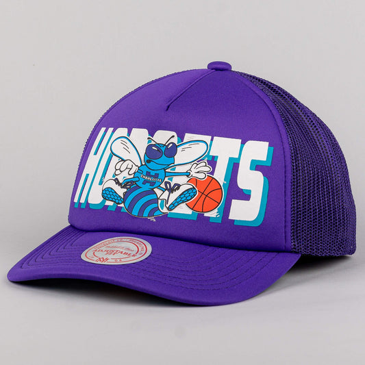 Mitchell & Ness NBA Billboard Trucker Snapback Hwc Charlotte Hornets Purple