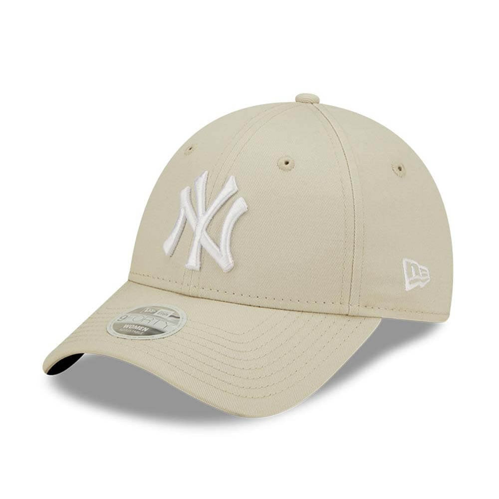 New Era MLB New York Yankees Womens League Essential Light Beige 9FORTY Adjustable Cap Cream