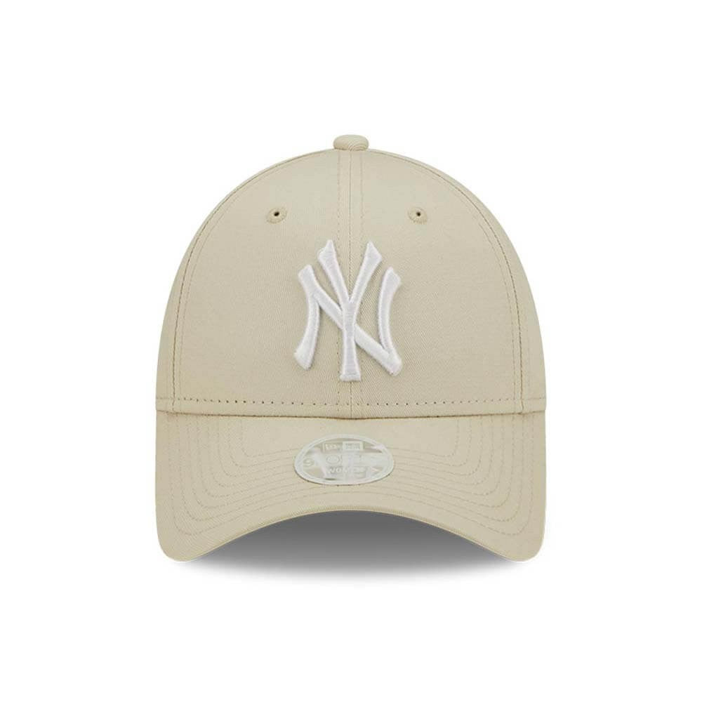 New Era MLB New York Yankees Womens League Essential Light Beige 9FORTY Adjustable Cap Cream