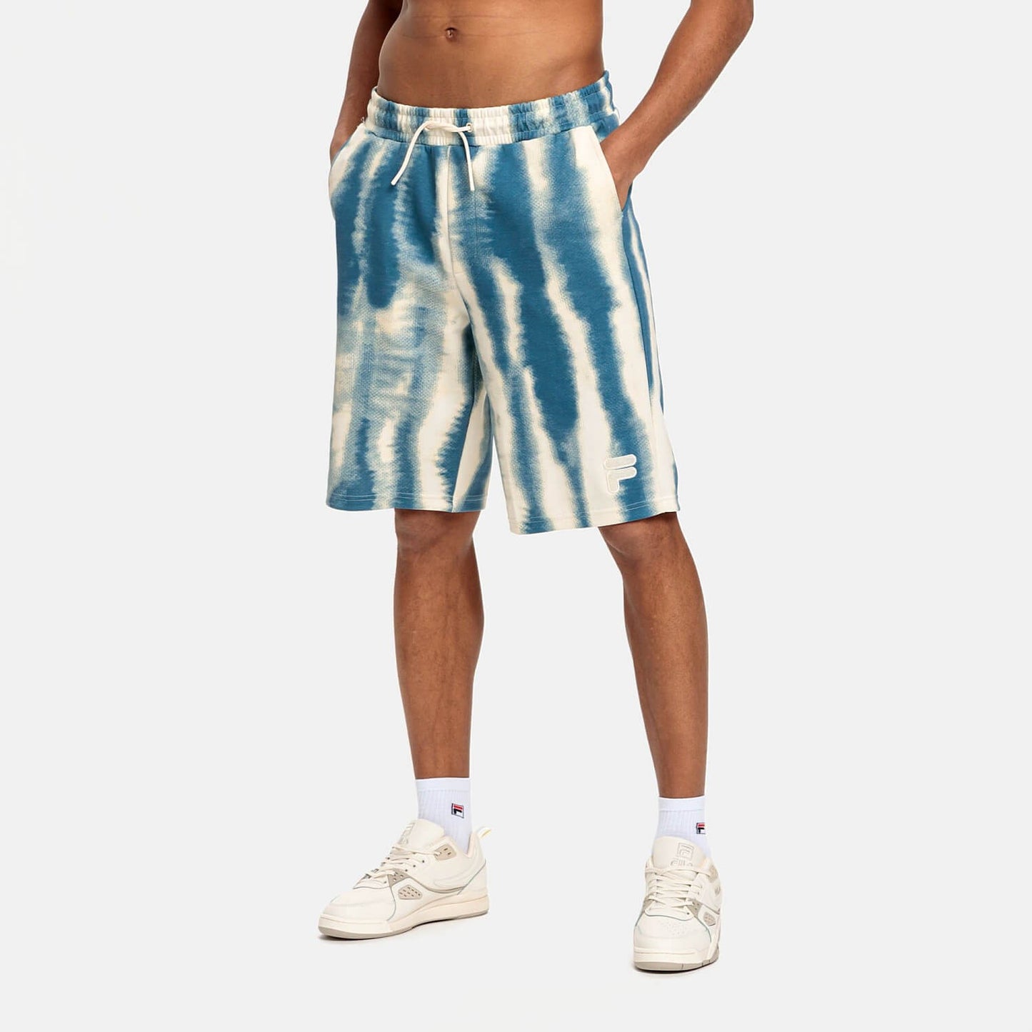 Šortky Fila CASARES AOP baggy shorts biela/modrá