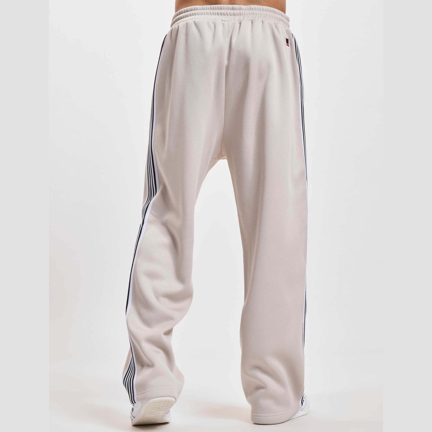 FUBU Corporate Mesh Pants creme/black